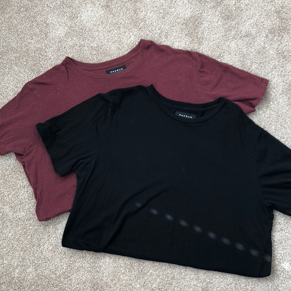 Bundle 2 men’s pac-sun “scallop fit” T-shirts